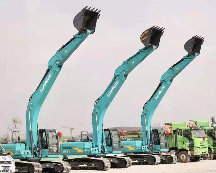 糖果派对官网智能挖掘机亮相贵阳大数据科创城项目开工仪式