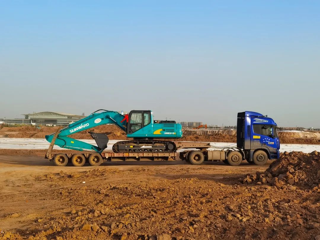 冲、冲、冲!带您感受糖果派对官网智能挖掘机火热交机时刻