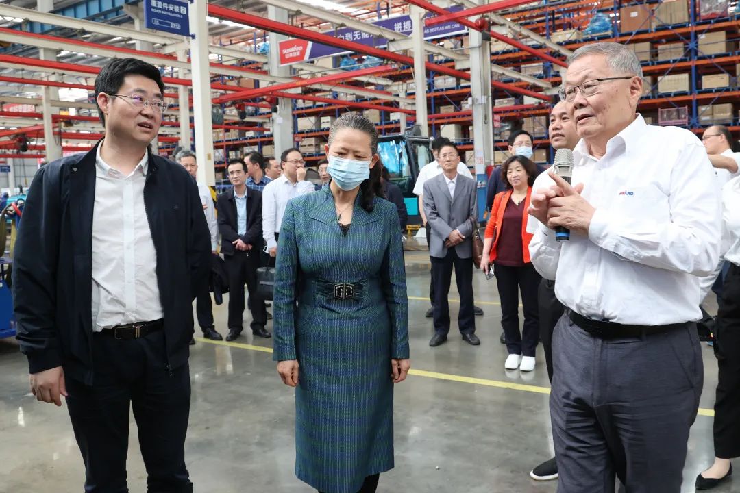 ���ѧ�к��������ϴ�ѧУ�����й�����ԺԺʿ�������������ǹ��ɶԹ�������