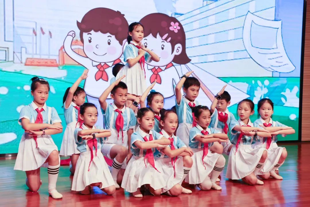 �ͷס���������������С����ǹ��ɶԹ�������ְ����Ů�����йܰ��ҵ��