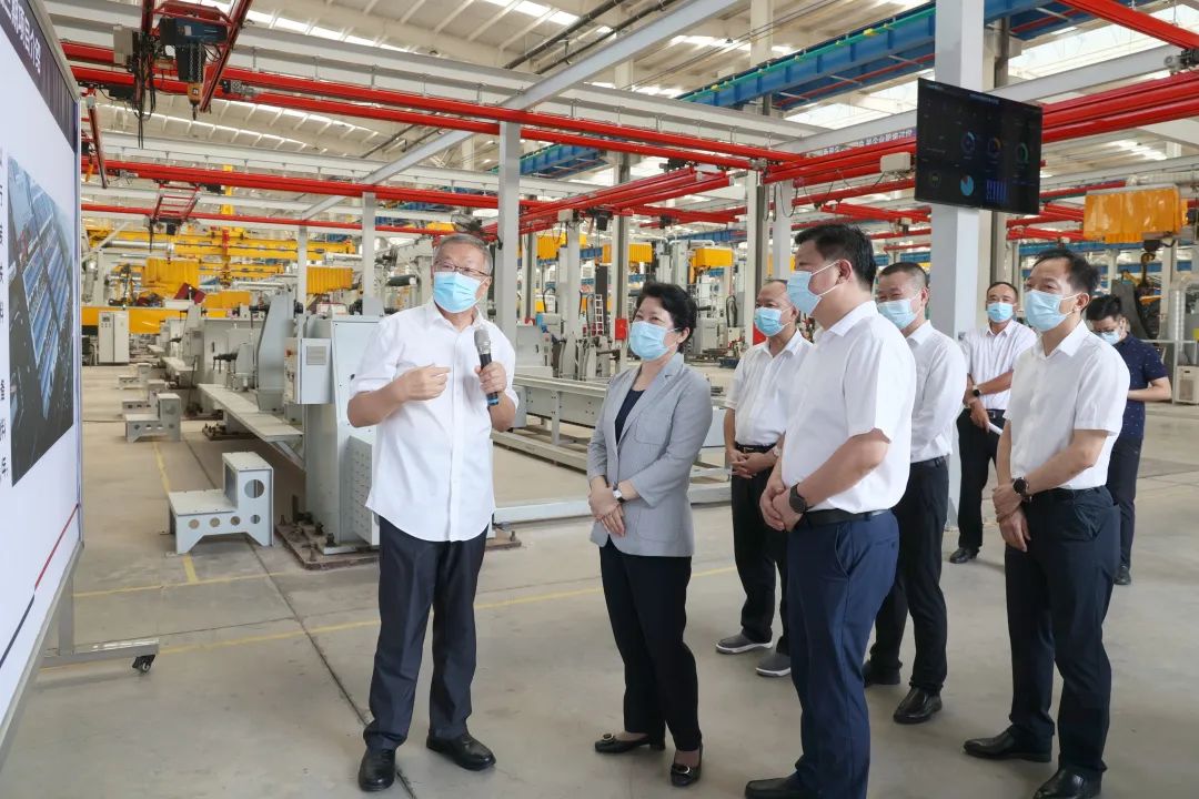 ���Ӣ�����ǹ��ɶԹ�������