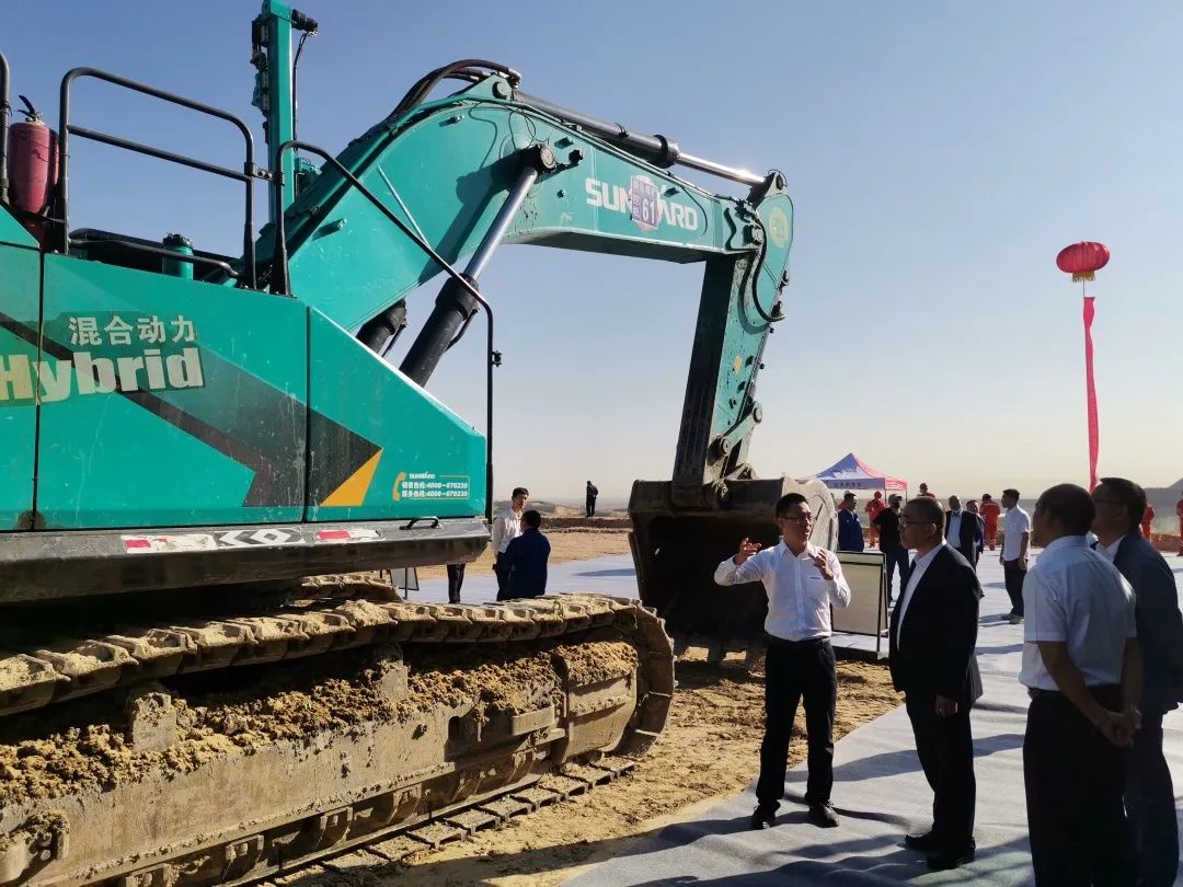 �ǹ��ɶԹ���������ɫ����װ������������˹��Զú�������ģ��ɽ