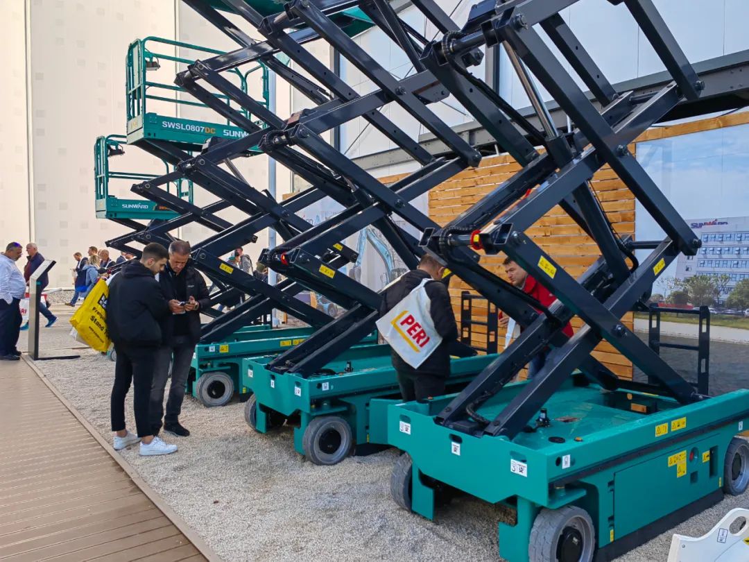 Bauma 2022 | �״��������ǹ��ɶԹ������ܸ߿ջ�е������