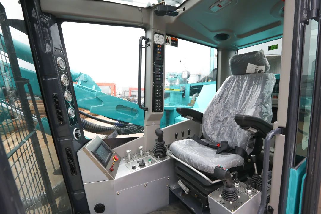 Ϊ��ɫ�����걬�������ǹ��ɶԹ�������ȫ��һ��һ��ʽǱ�����ǿ���ġ���Ϯ