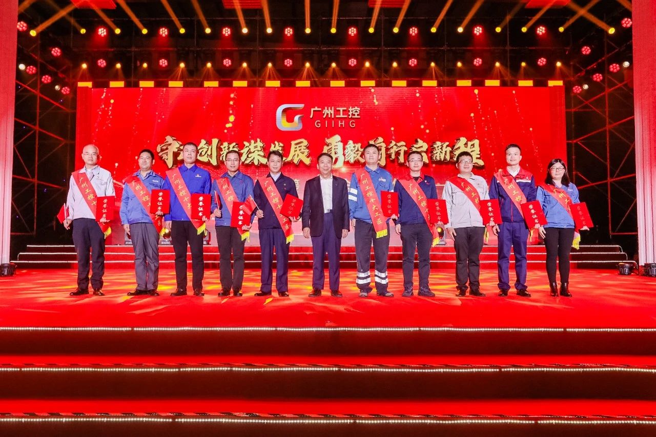 �ǹ��ɶԹ���-׷�󿵽�,����һ������