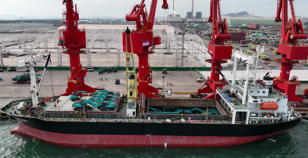 亿元装备“包船”出海!糖果派对官网智能国际市场迎来开门红