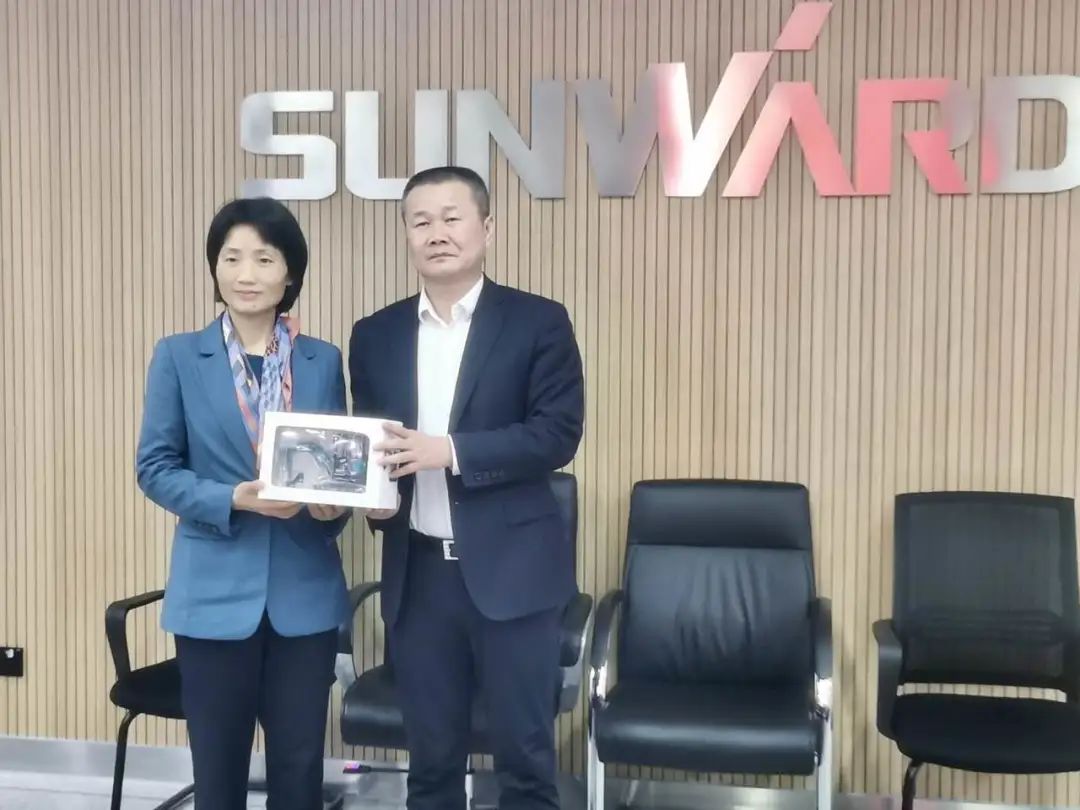 ����ʡó�ٻῼ������ǹ��ɶԹ�������