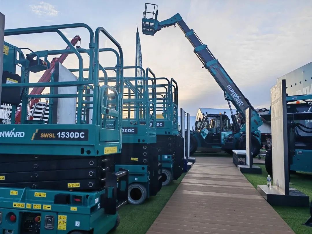 拉展直播 | “狂飙”美国!糖果派对官网智能向天下展示中国制造硬实力