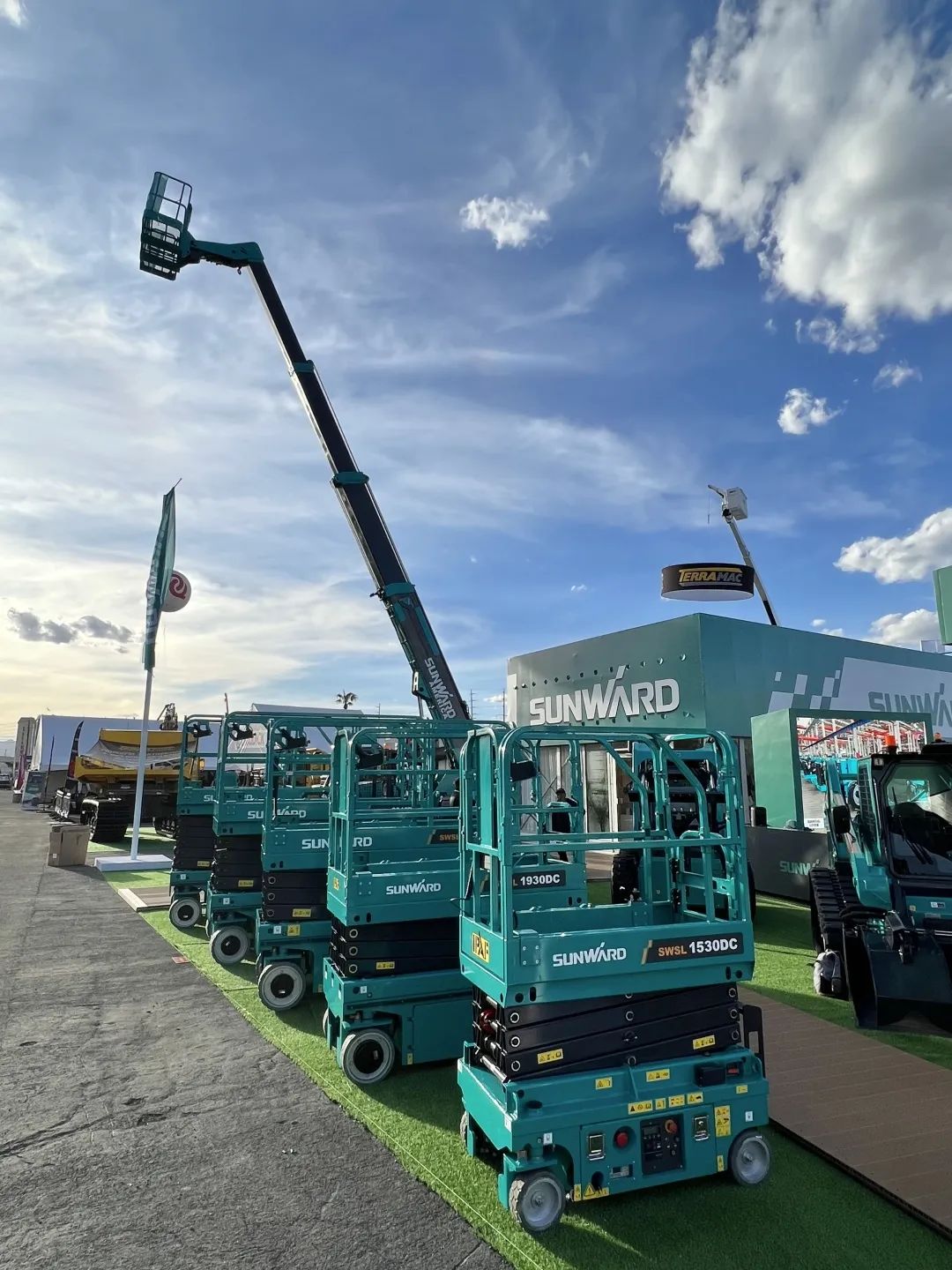 ��չֱ�� | �ǹ��ɶԹ������ܸ߿վ�Ʒ����2023������չ���Ŀ���������