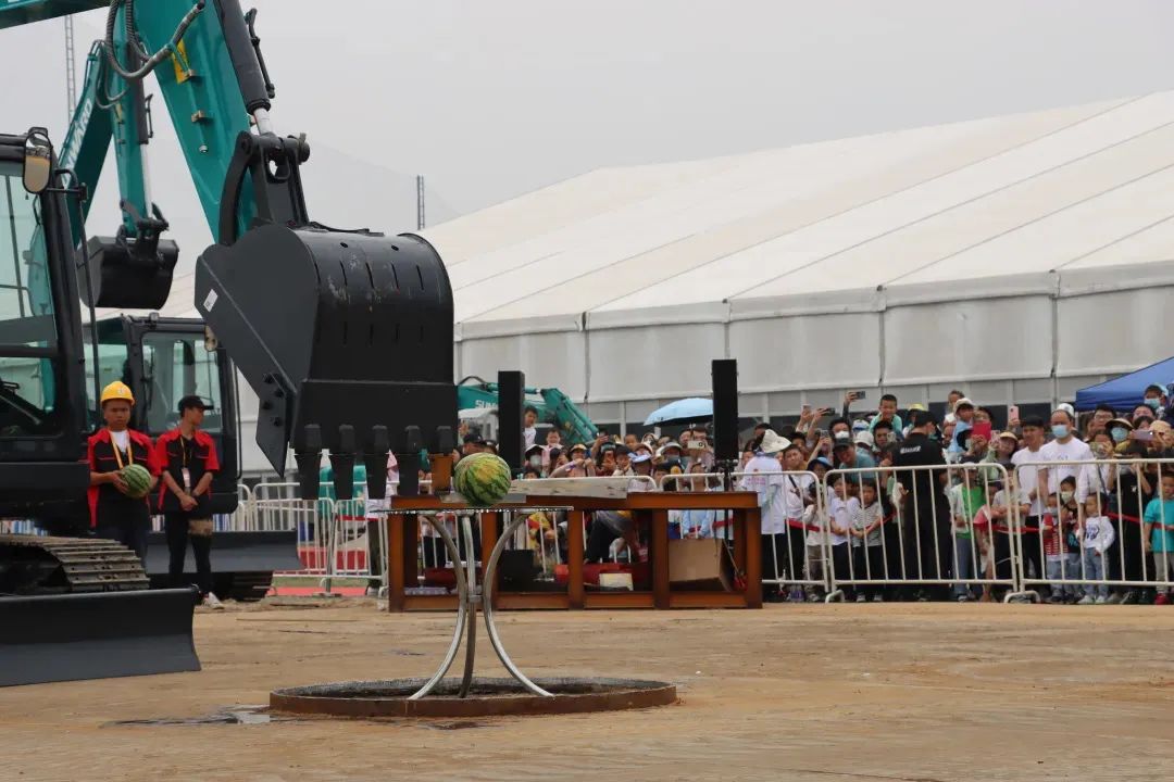 ¾«Æ·³ö»÷¡¢»¥¶¯Ò»Ö±£¡ÌǹûÅɶԹÙÍøÖÇÄÜFϵÁÐÍÚ¾ò»úÉÁׯ³¤É³Õ¹