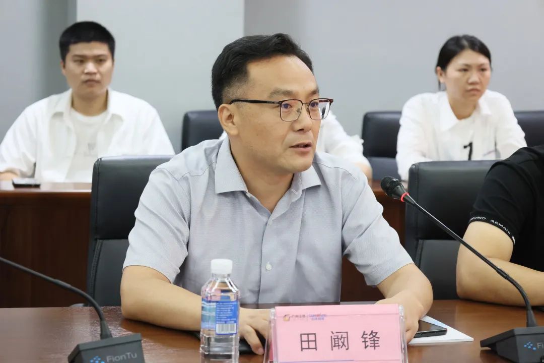 携手开启绿色转型之路!糖果派对官网智能&南京盖百氏增程式电动旋挖钻机签约仪式乐成举行