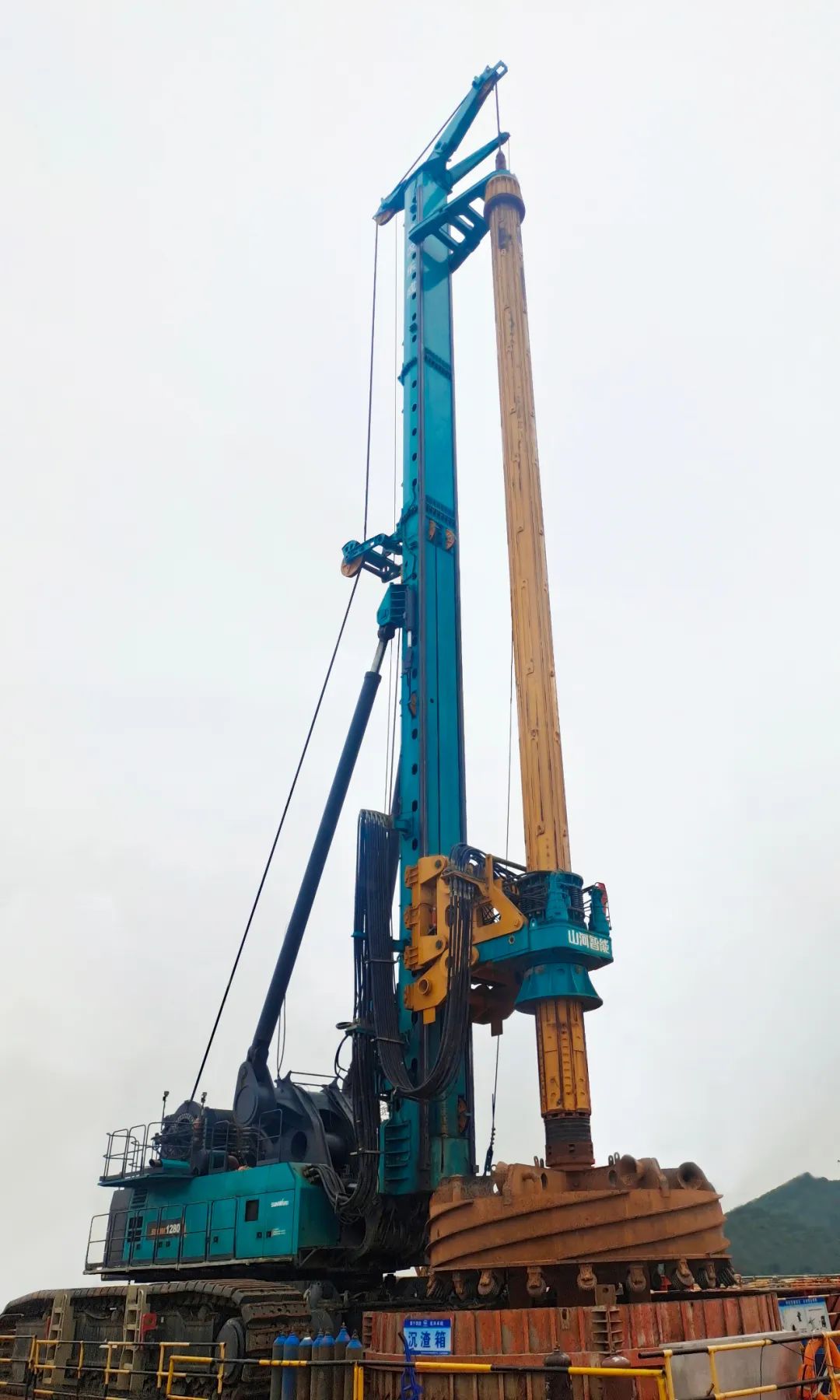 新战绩+1!糖果派对官网智能超等旋挖钻机创6.3米直径钻孔新纪录