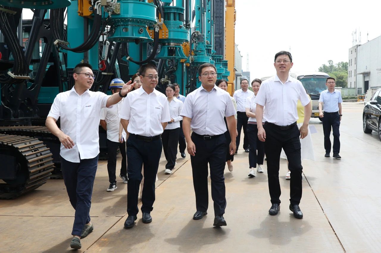 商务部自贸区港司调研糖果派对官网智能