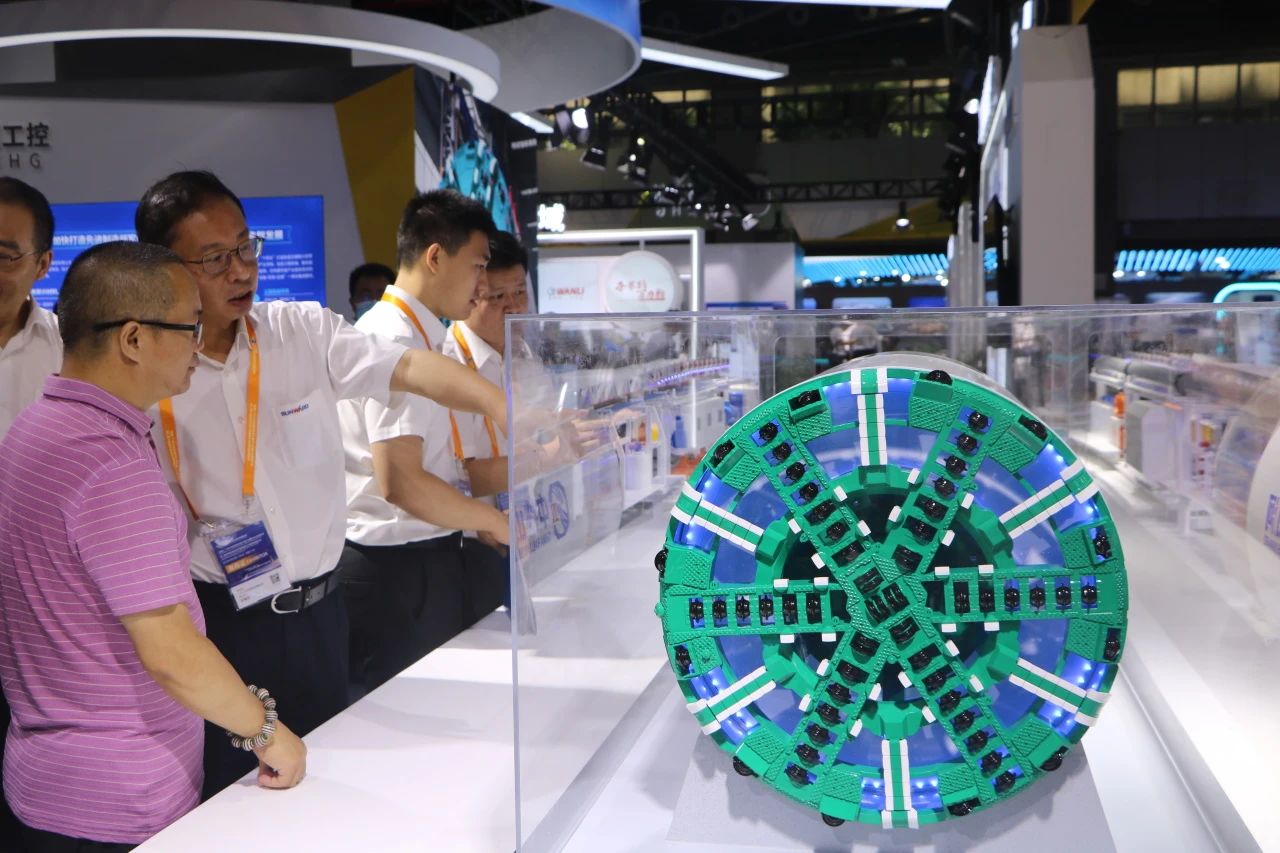 �����ǹ��ɶԹ��������׽���ݴ��������ʹ����ͨ��ҵ������̳��չ����