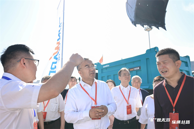 ��������˫���ݺ�˿·���ǹ��ɶԹ������������ʮ�����½����ʿ�ҵ��װ��չ����