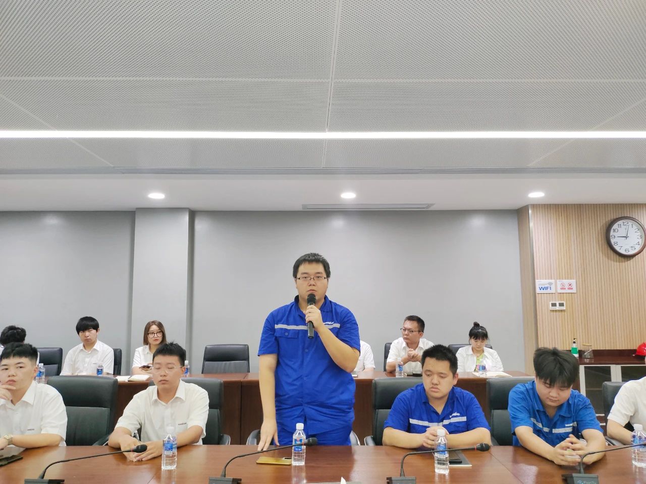 ��������������δ�����ⳡӦ���ҵ��Ա����̸������ů����֪�ģ�