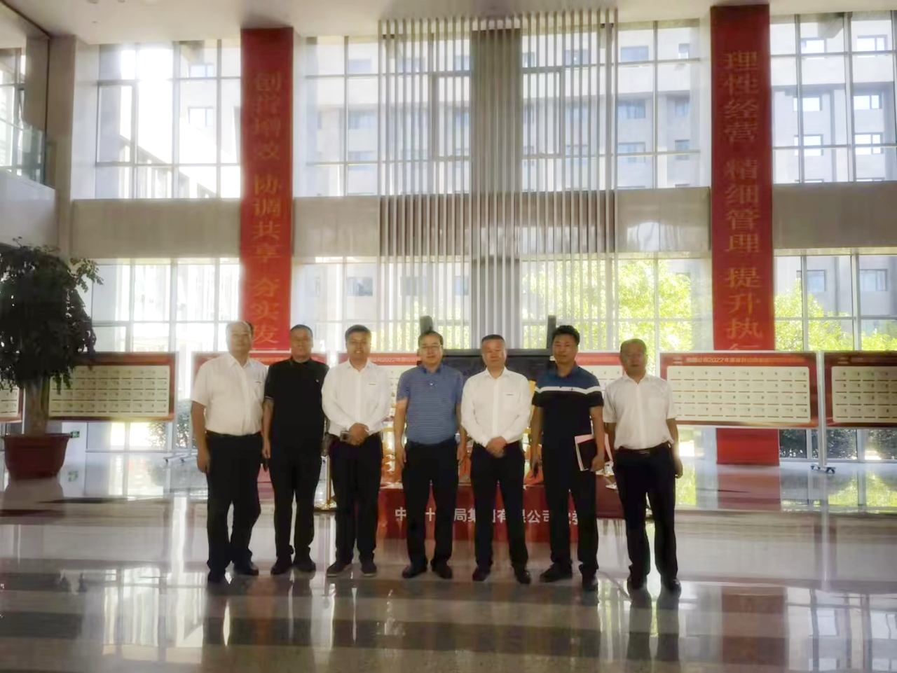 ������Ӯ���ǹ��ɶԹ���������˾����־����Ӹ�����ʮ�ž���ý���