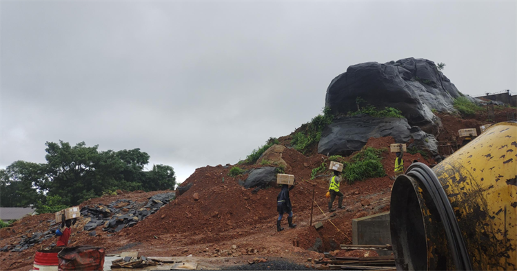 ���������Ϲ��ڣ��ǹ��ɶԹ�����´�������ǡ�����ս��