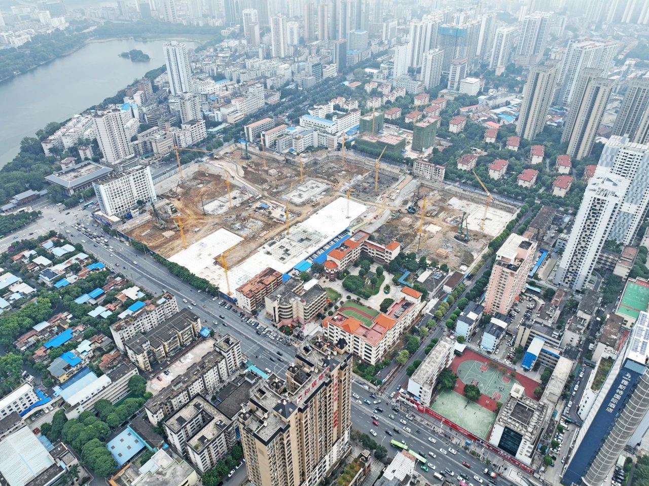 ���̾��ˡ����������ǹ��ɶԹ�����������ʽ����ѹ׮���������̳ǡ�����������Ŀ