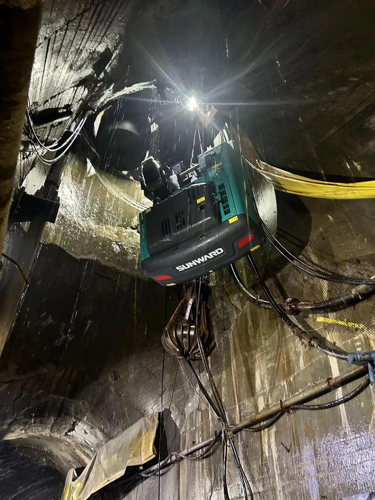 �ǹ��ɶԹ��������ۺ����ȫ���Ը��������е���������