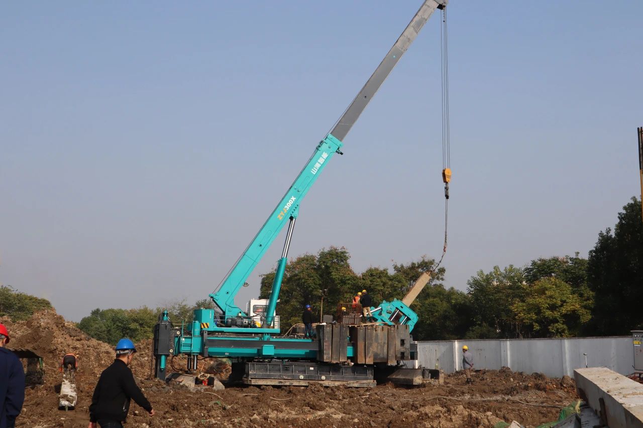 ���ǹ��ɶԹ����̡��������Ӻ��ϣ��ǹ��ɶԹ�������ZYJ300Xб׮ѹ׮��ǿ����Ϯ