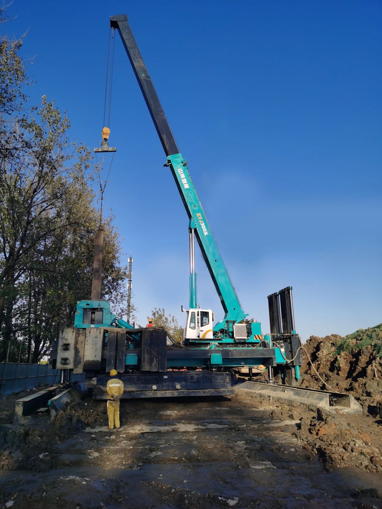 ���ǹ��ɶԹ����̡��������Ӻ��ϣ��ǹ��ɶԹ�������ZYJ300Xб׮ѹ׮��ǿ����Ϯ