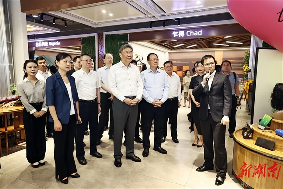 ÖзǾóÉî¶ÈºÏ×÷ÏÈÐÐÇø½¨ÉèµÚÒ»´Î̸ÅоۻáÔÚ³¤É³ÕÙ¿ª