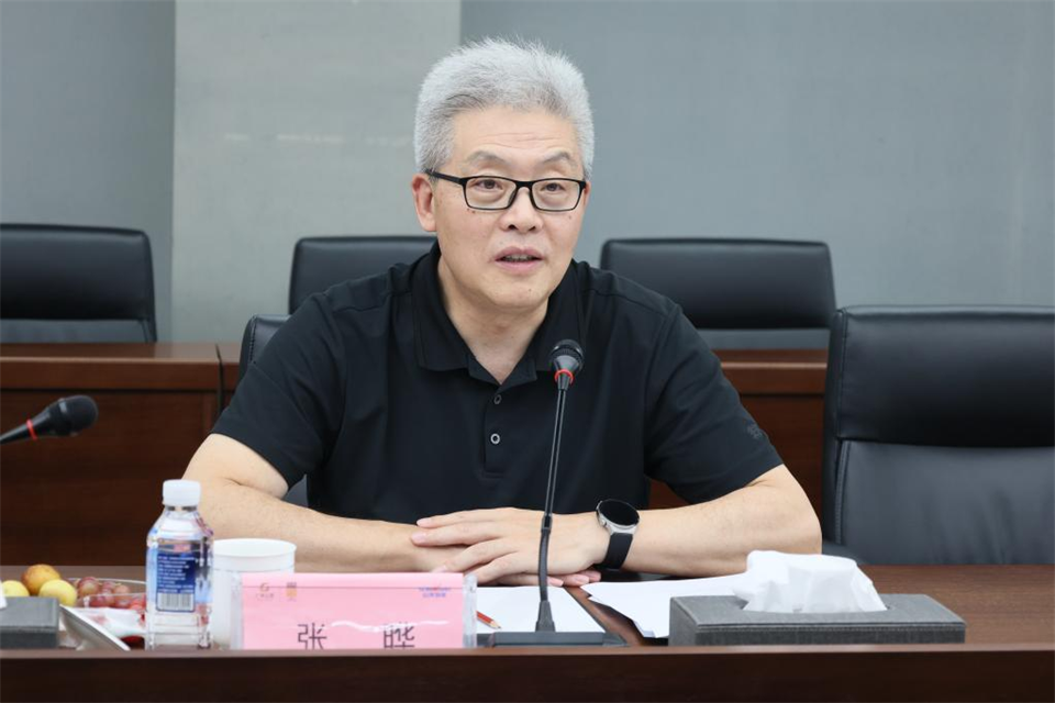 �й���󹤻���ϯ��ְ���������ʵ��ǹ��ɶԹ������ܵ��н���