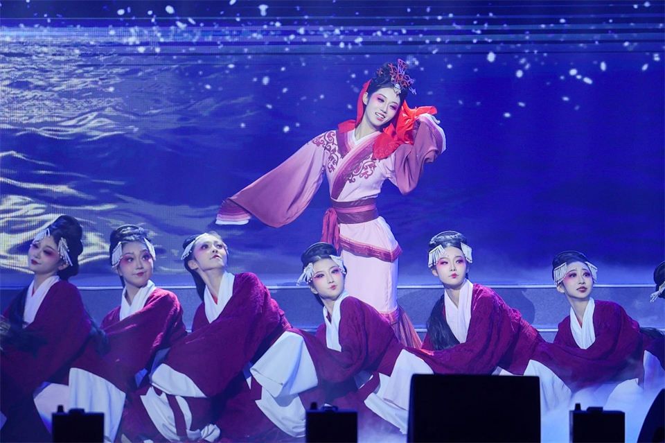 ���������ֵ ����ɼ�δ��������ף�ǹ��ɶԹ������ܽ���25�������������������ʢ�����