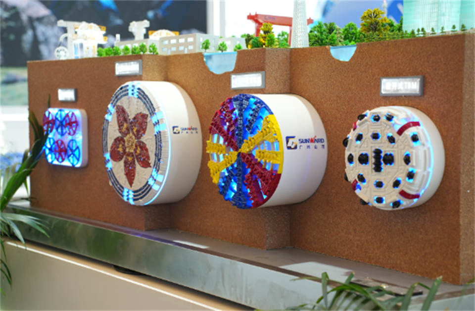 ����ռ�����ֵ�����������ǹ��ɶԹ�����������2024�Ϻ�����չ