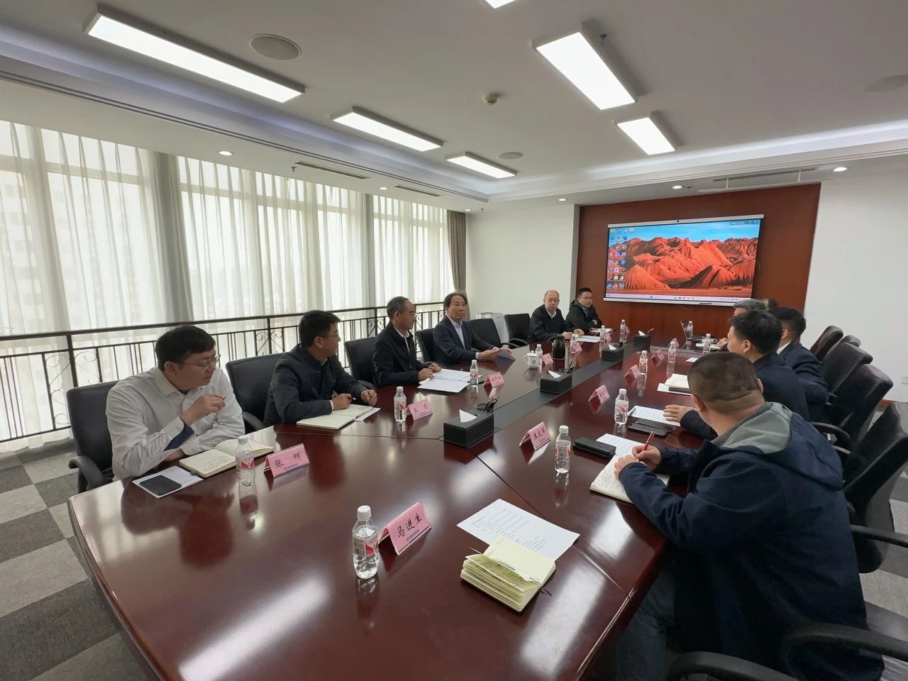 糖果派对官网智能董事长付向东带队造访中煤地质总局、大地特勘公司