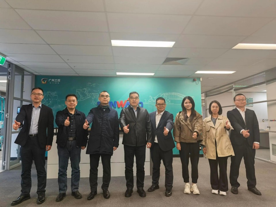 广州工控集团总司理王福铸率队考察糖果派对官网智能澳大利亚子公司