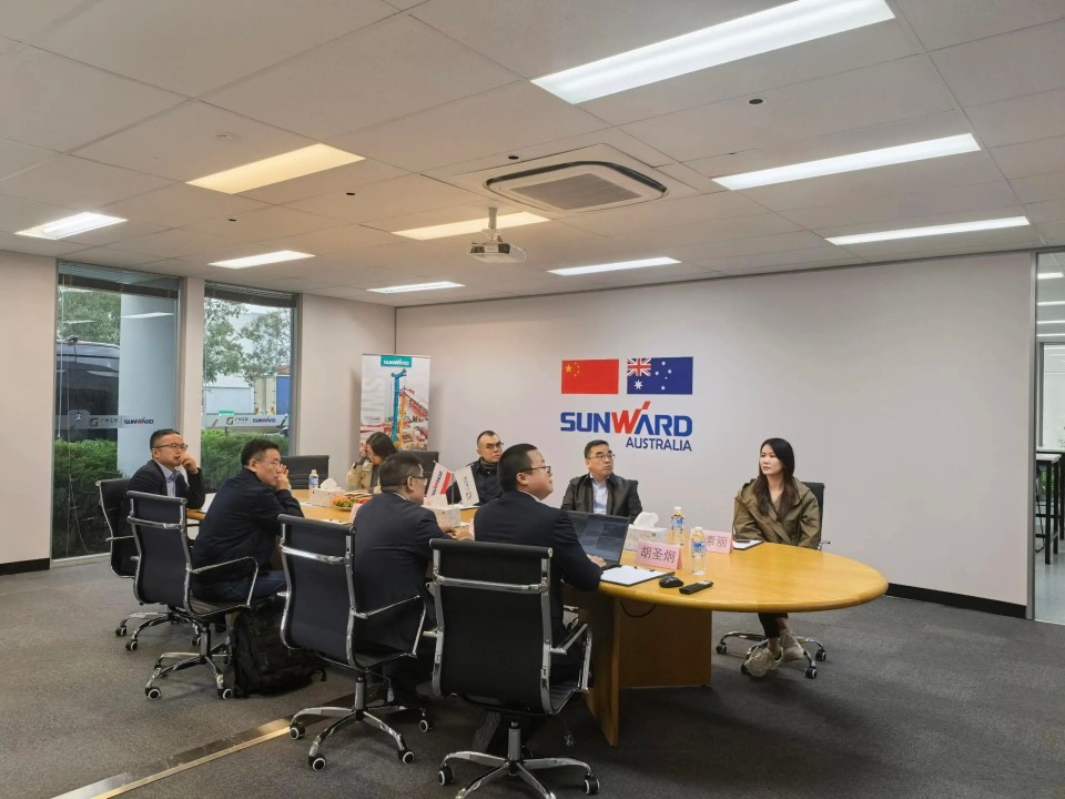 广州工控集团总司理王福铸率队考察糖果派对官网智能澳大利亚子公司