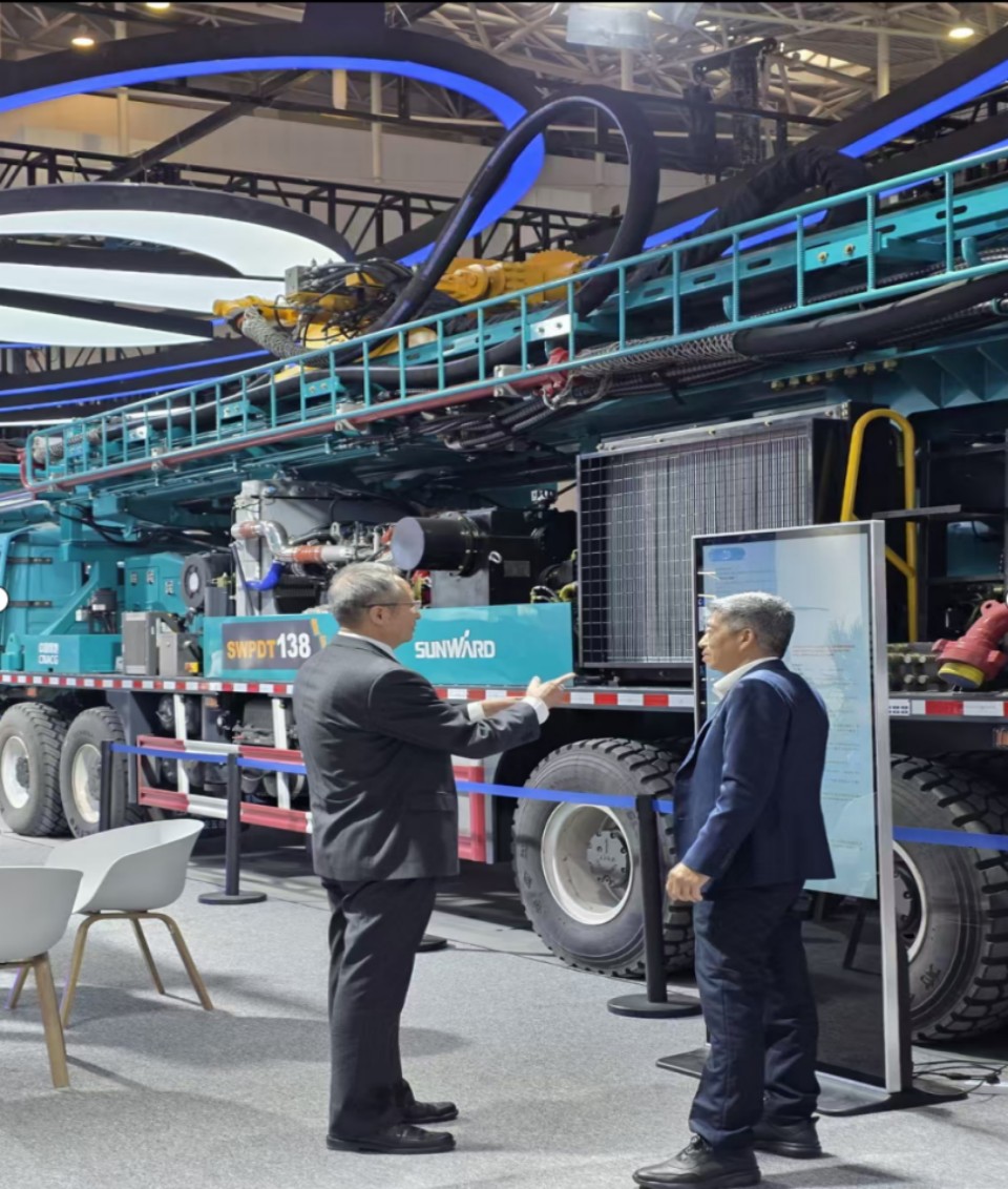 �ǹ��ɶԹ�������Я�֡�ս�Ժ�����顱�й�ú̿�����ܾ־�������2025�й����ʿ�ҵ���