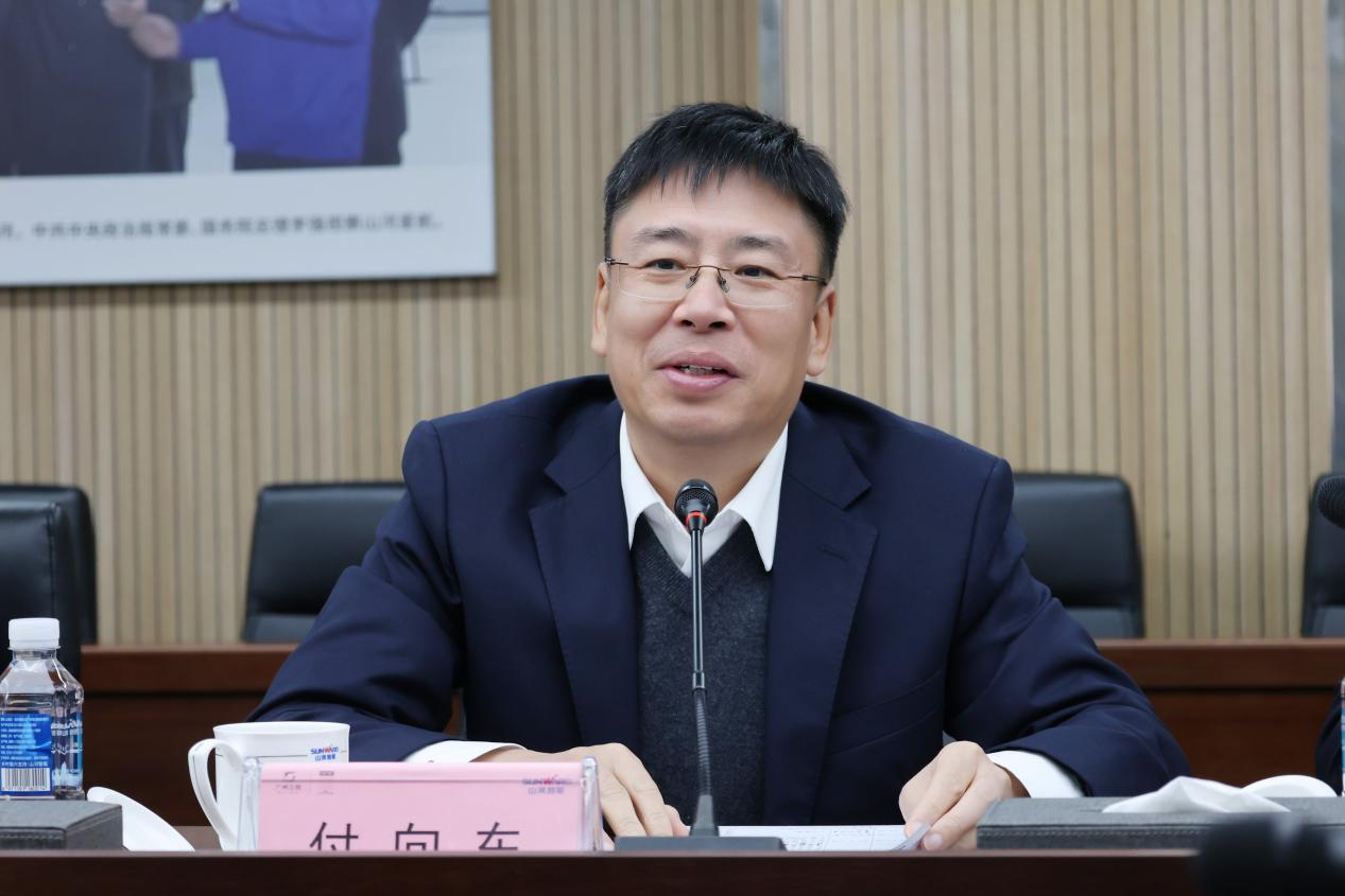 新矿投资集团党委书记、董事长王漠到访糖果派对官网智能