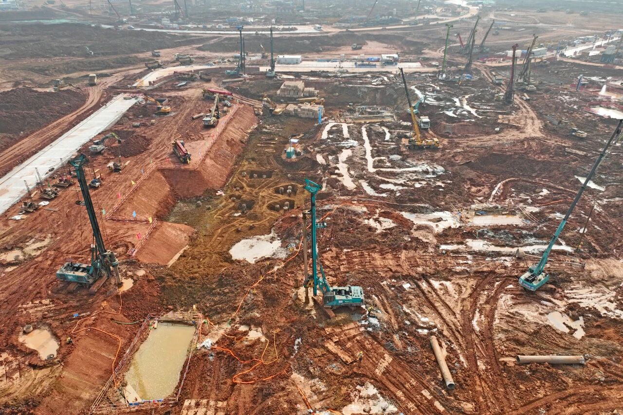 刷新“进度条”、修建新地标!糖果派对官网智能旋挖集群助力长沙奥体中心建设