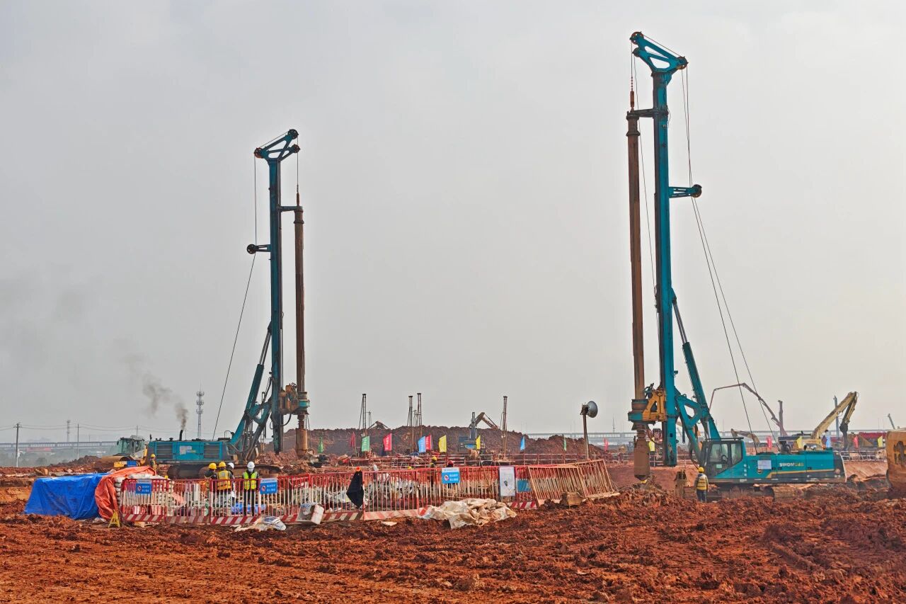 刷新“进度条”、修建新地标!糖果派对官网智能旋挖集群助力长沙奥体中心建设