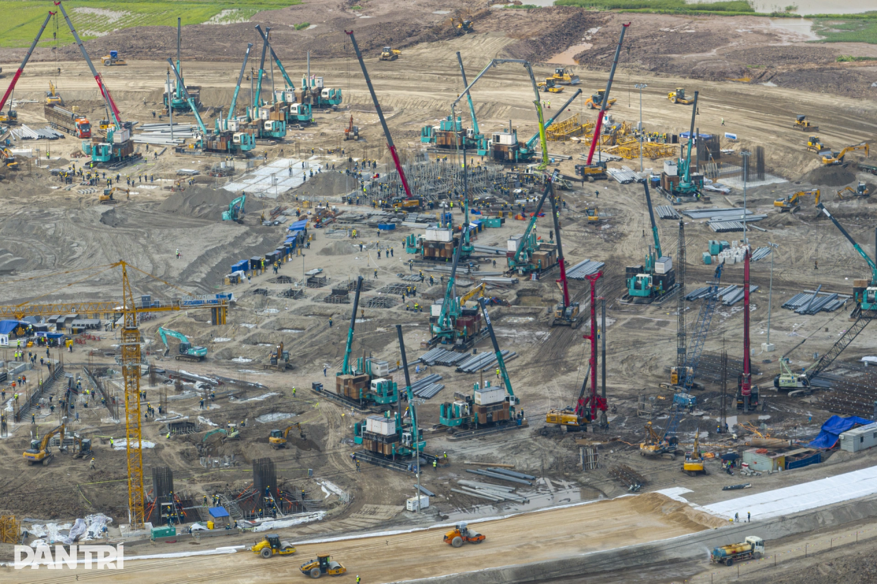 �ǹ��ɶԹ�������Һѹ����ѹ׮����Ⱥ��ҵ��ΪԽ��������������λ���